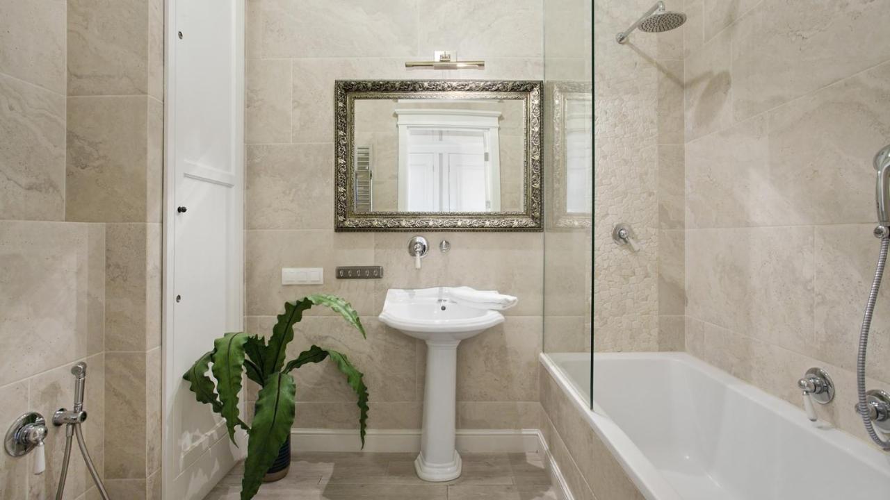 Lion Apartments - Scandi Love Bestseller With 3 Bedrooms Sopot Bagian luar foto